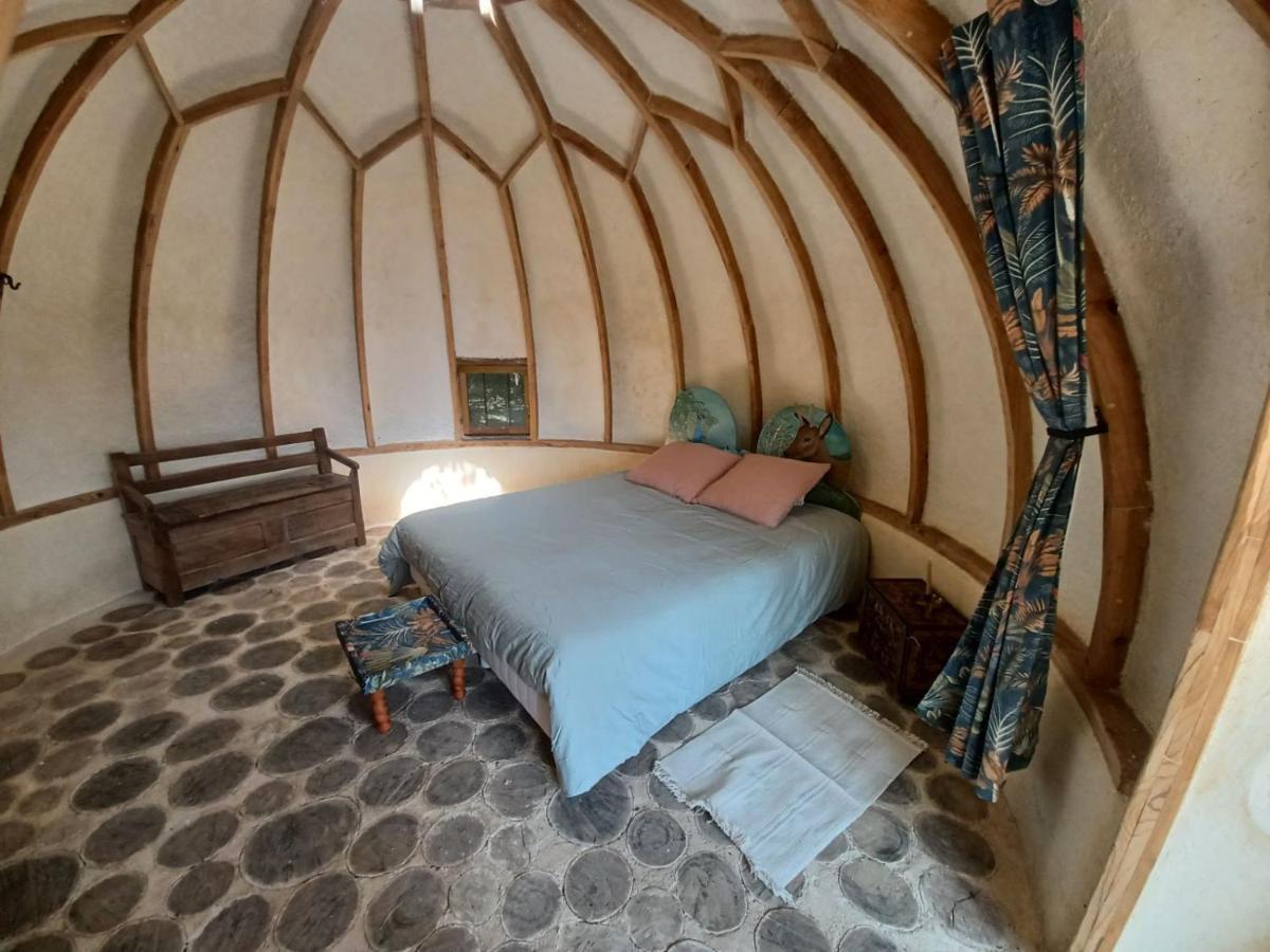 Sarl Verrerie Royale Val-Couesnon Экстерьер фото