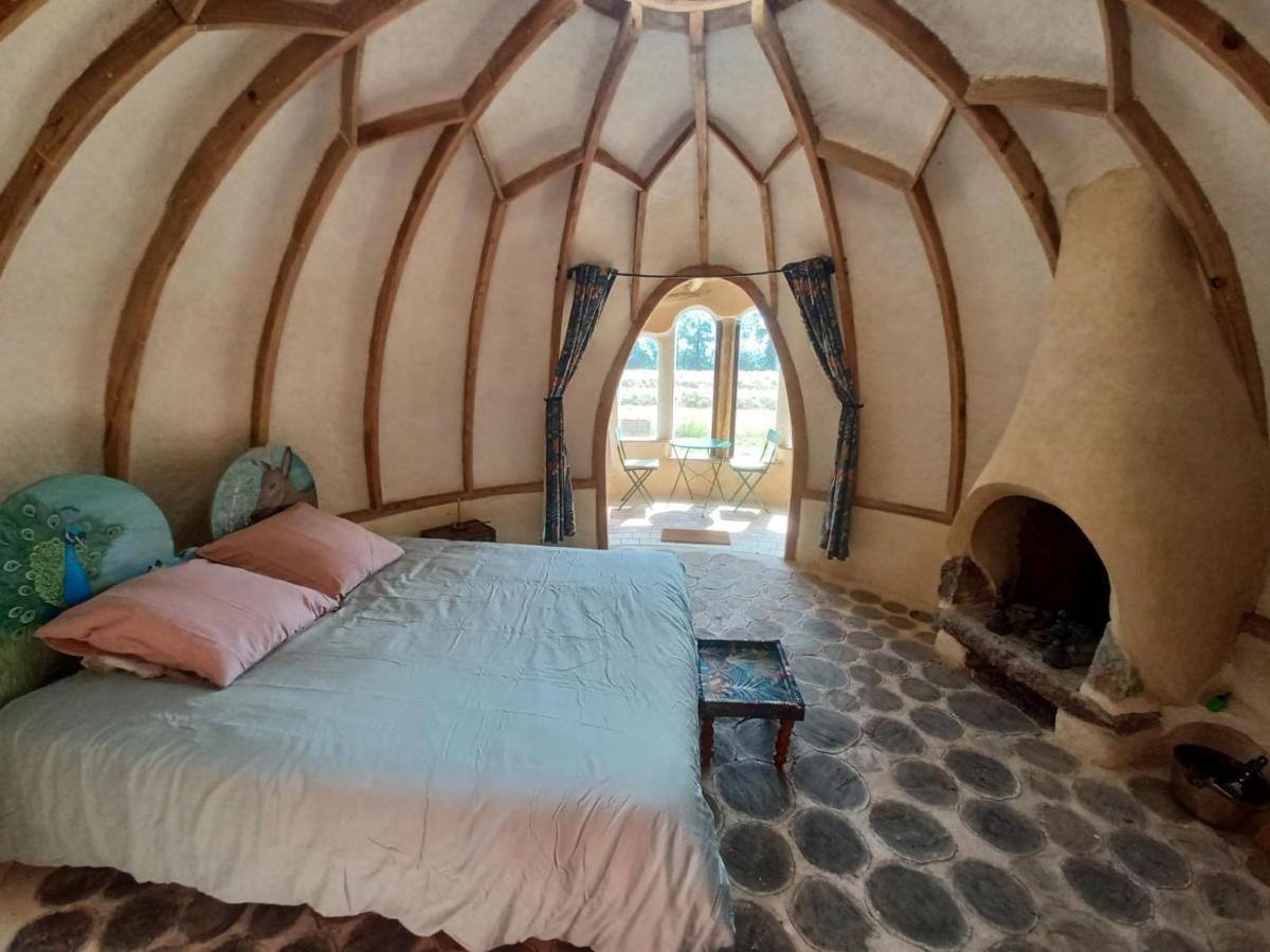 Sarl Verrerie Royale Val-Couesnon Экстерьер фото